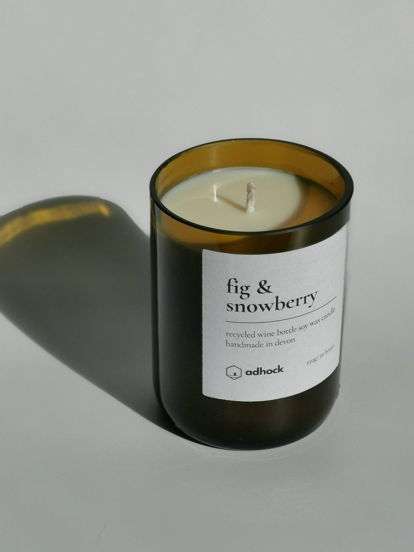 Fig & Snowberry Wine Bottle Candle: Fig & Snowberry / Brown