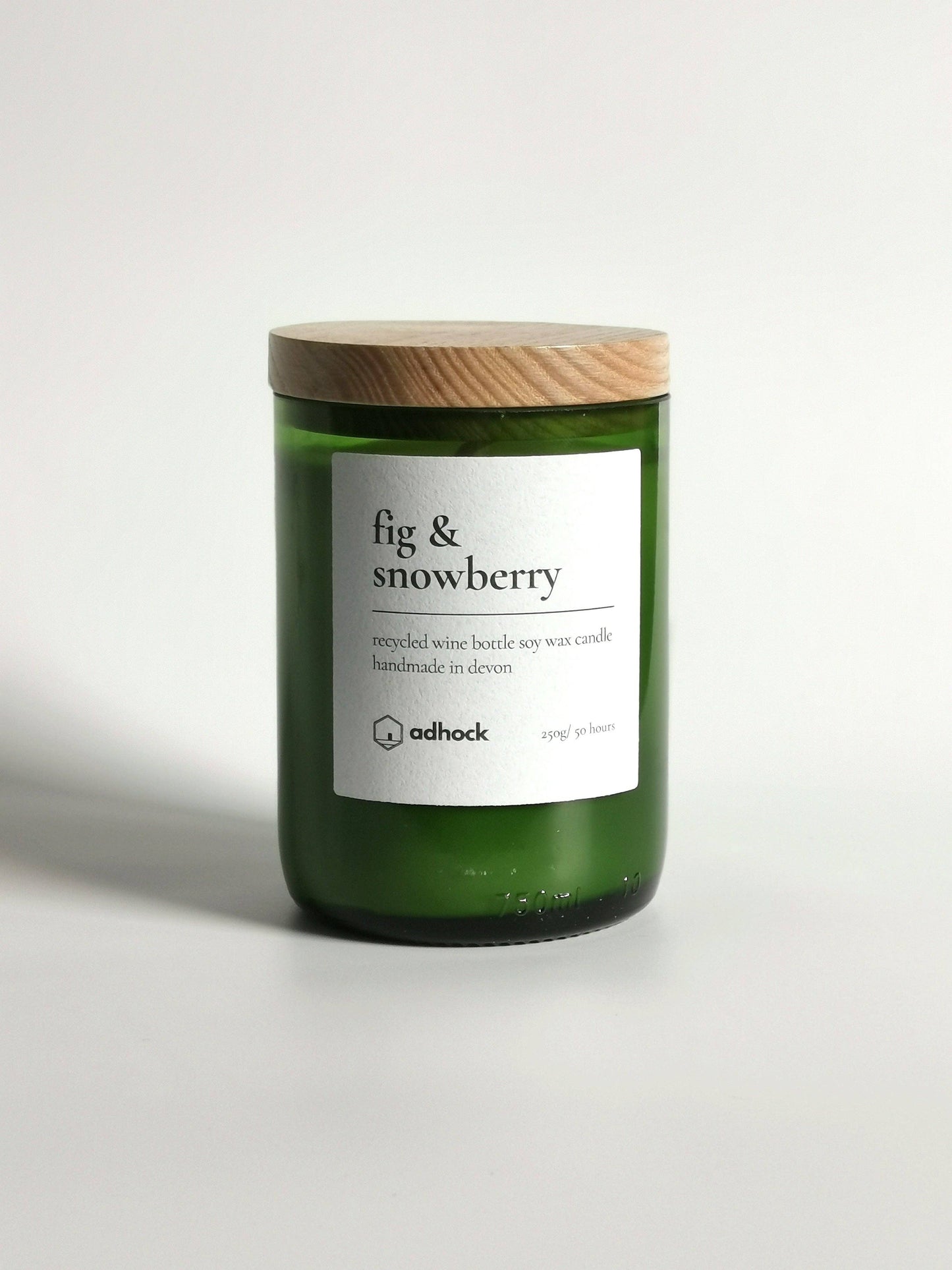 Fig & Snowberry Wine Bottle Candle: Fig & Snowberry / Brown
